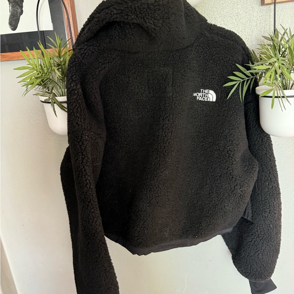 North face Sherpa - Picture 3 of 3